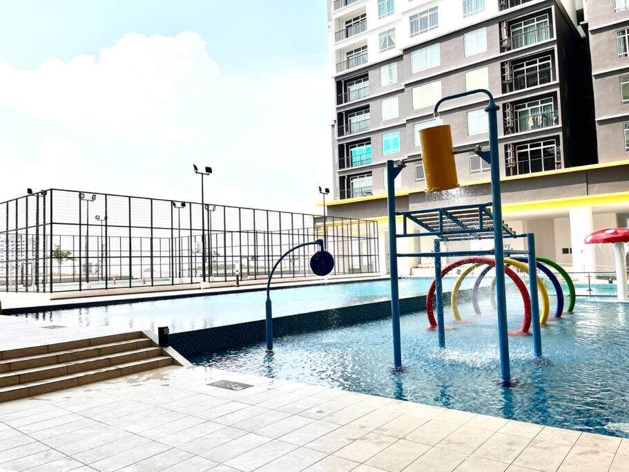 Apartment Urban Home-swimming Pool-city Center