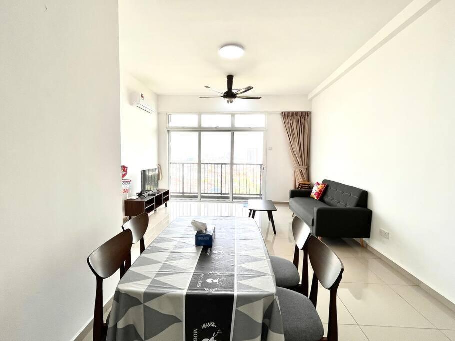 Urban Home-swimming Pool-city Center * Malacca