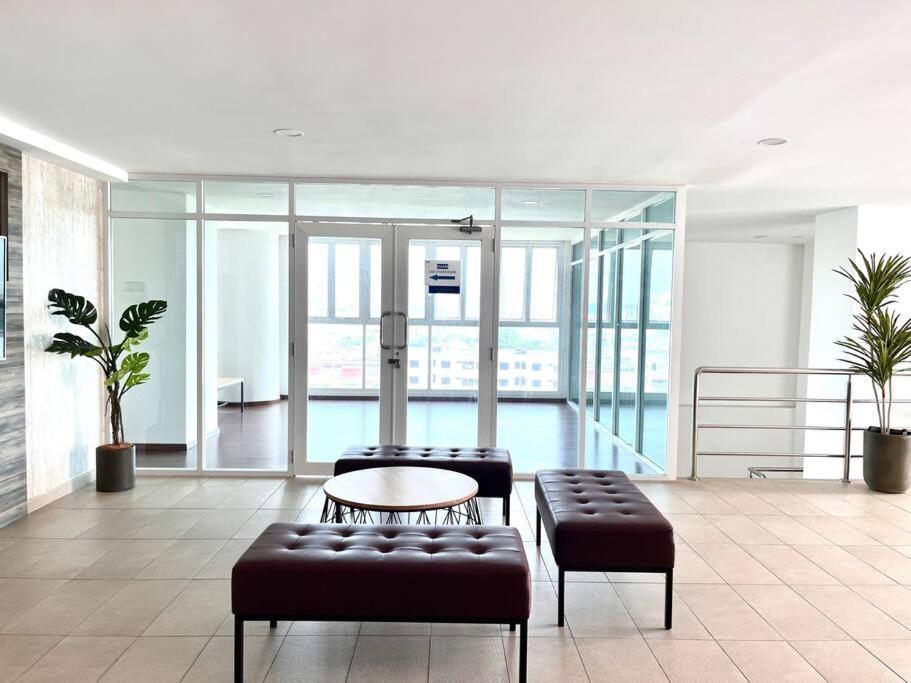 Urban Home-swimming Pool-city Center Malacca