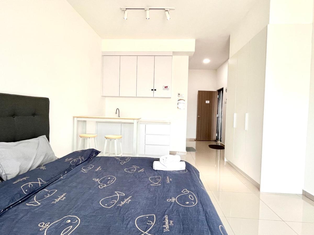 Apartment Urban Home-swimming Pool-city Center